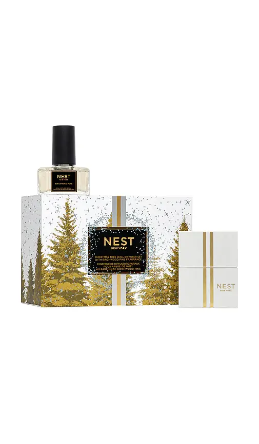 NEST New York Christmas Tree Wall Diffuser Birchwood Pine Set | Image 1 NEST New York Christmas Tree Wall Diffuser Birchwood Pine Set | Image 1