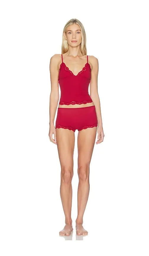 SKIMS Fits Everybody Lace Cami And Boy Short Set | Image 1 SKIMS Fits Everybody Lace Cami And Boy Short Set | Image 1