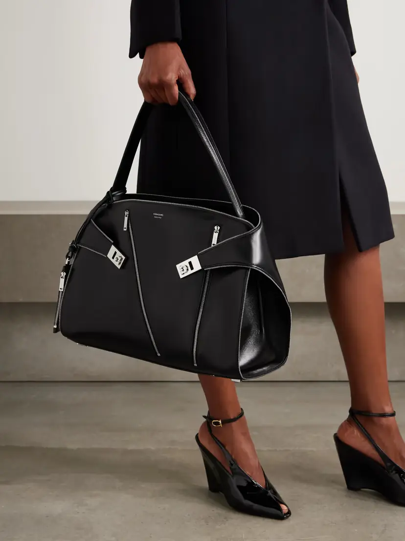Ferragamo Hug Large Leather Shoulder Bag | Thumbnail 2 Ferragamo Hug Large Leather Shoulder Bag | Thumbnail 2