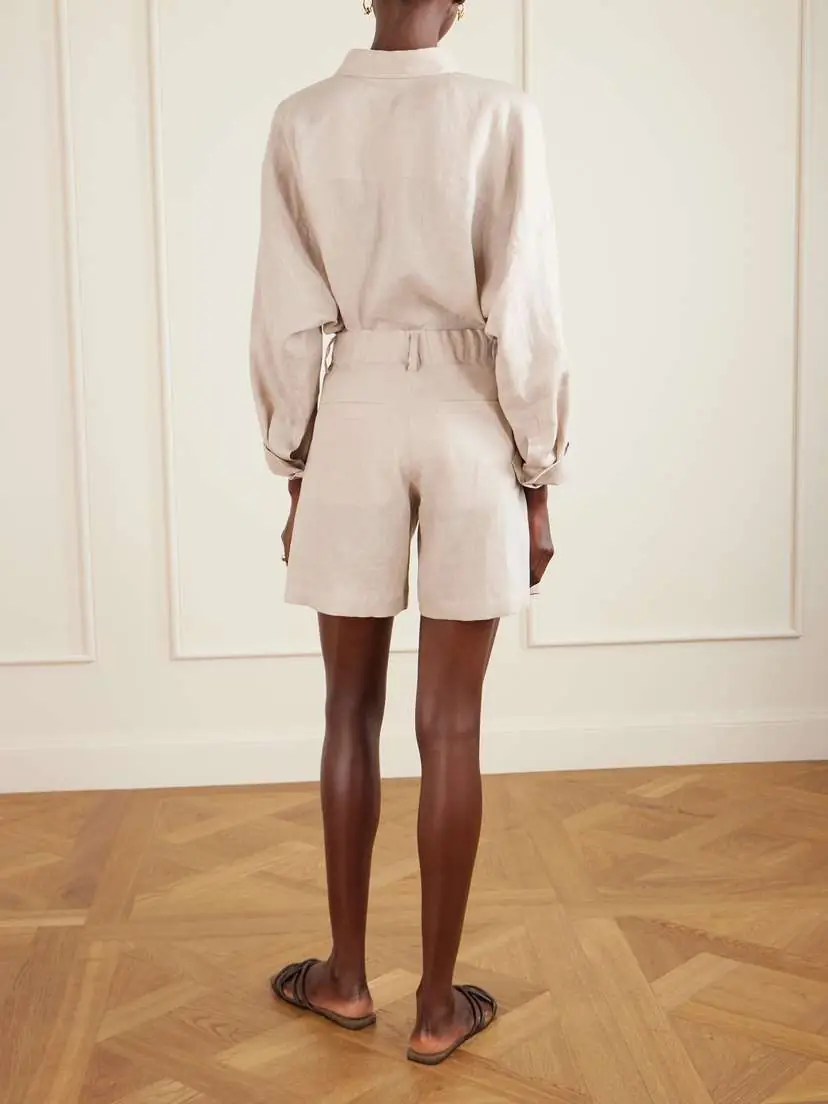 Brunello Cucinelli Pleated Linen Shorts | Thumbnail 4 Brunello Cucinelli Pleated Linen Shorts | Thumbnail 4