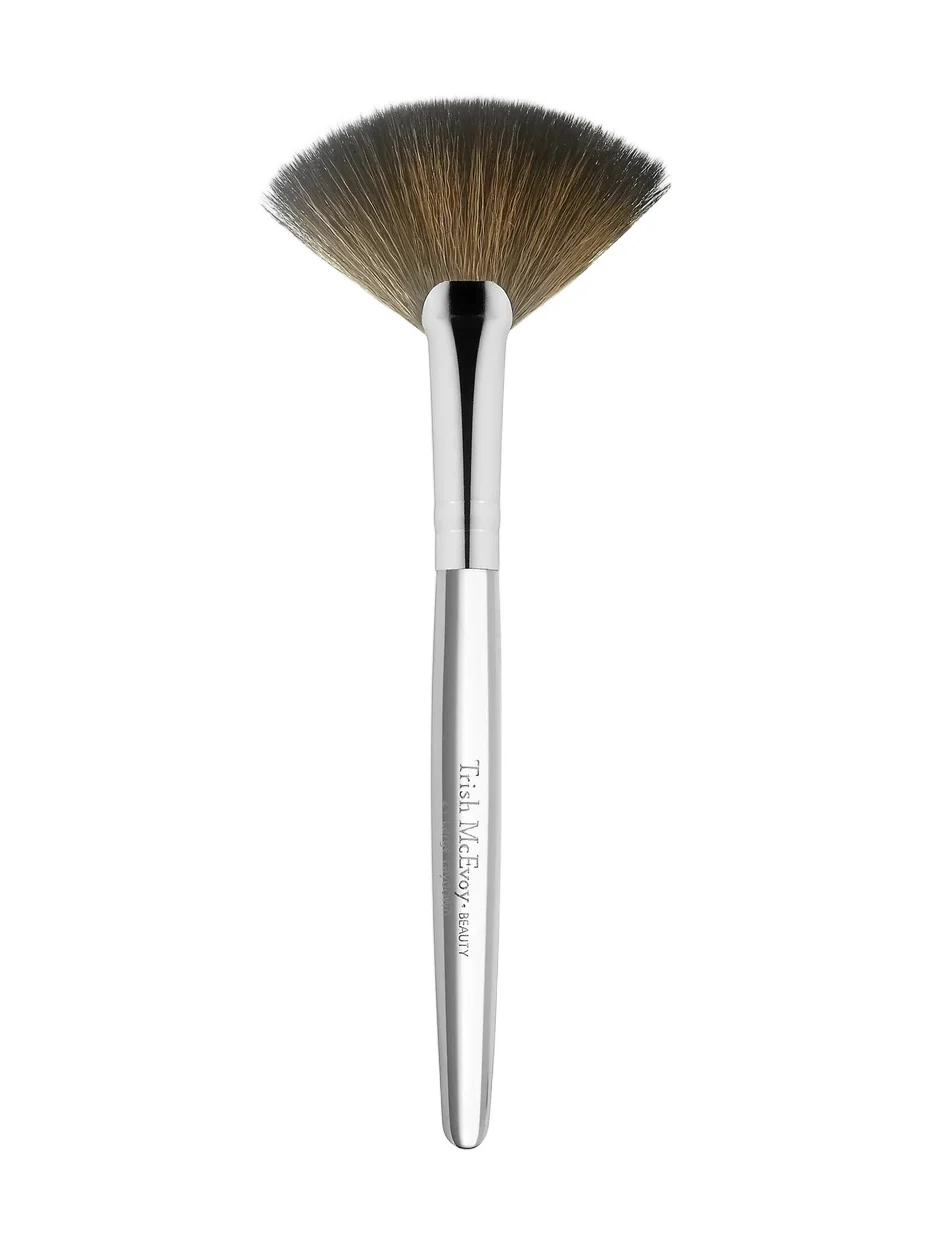 Trish McEvoy Brush 62