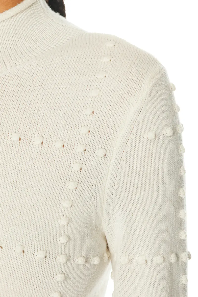 Guest In Residence Popcorn Top | Thumbnail 5