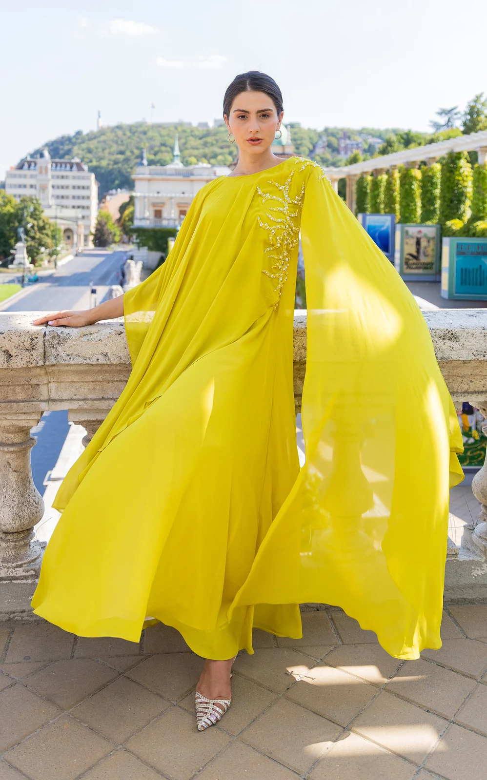Mossglow Embellished Chiffon Caftan Mossglow Embellished Chiffon Caftan