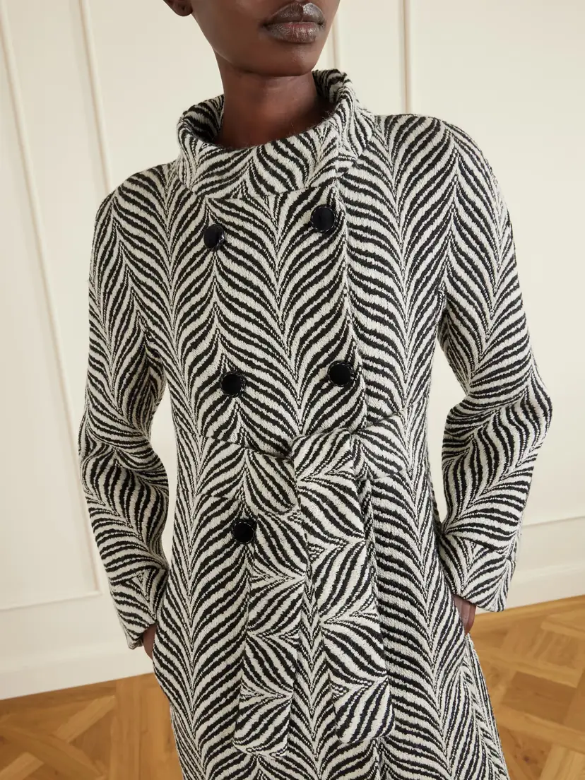 Valentino Garavani Double-breasted Belted Wool-blend Jacquard Coat | Thumbnail 3 Valentino Garavani Double-breasted Belted Wool-blend Jacquard Coat | Thumbnail 3