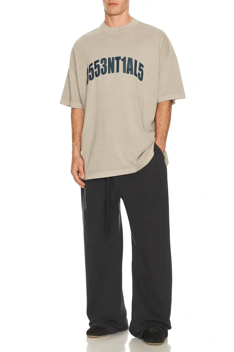 Fear of God Essentials Flare Sweatpant | Thumbnail 7
