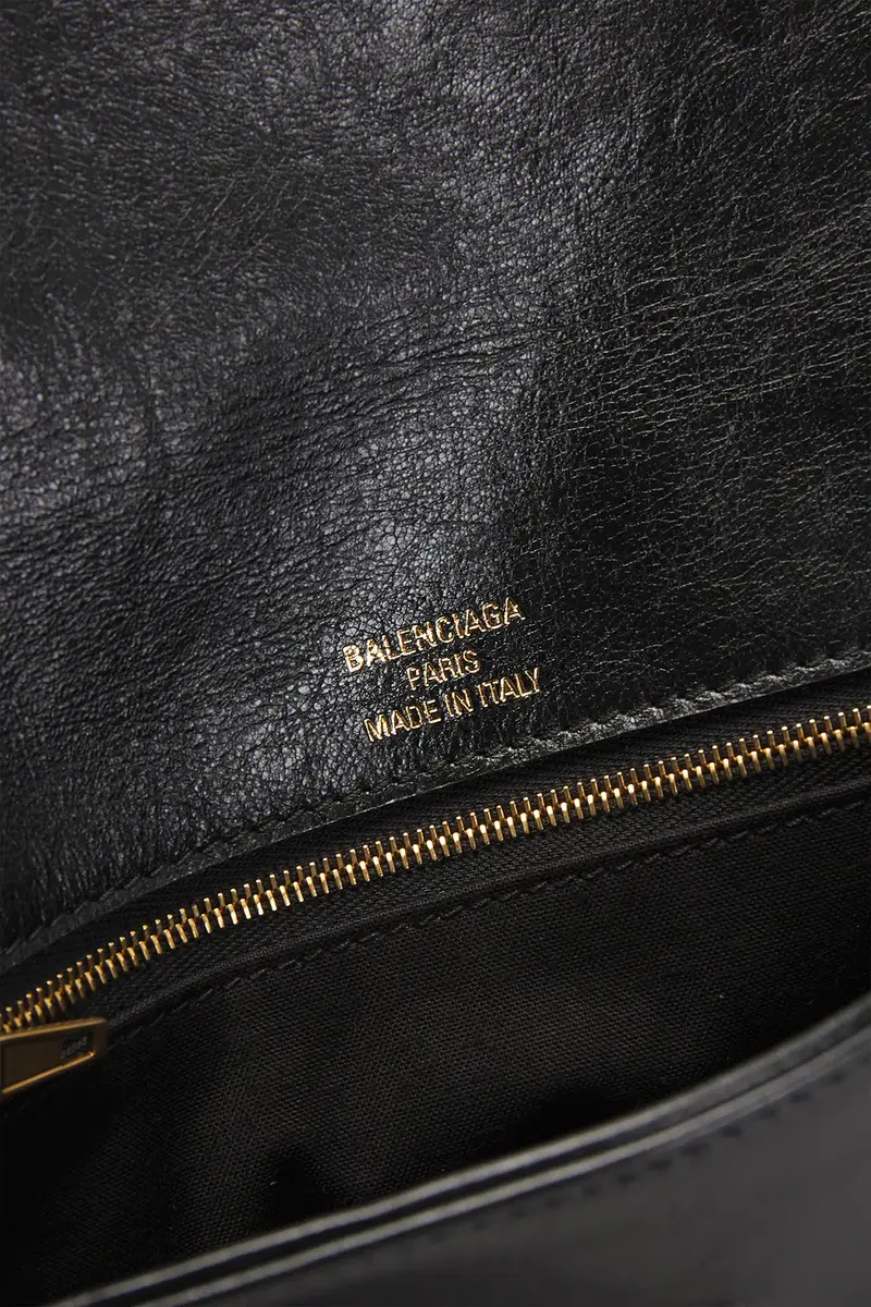Balenciaga Balenciaga BB Soft Flap Small Bag | Thumbnail 6 Balenciaga Balenciaga BB Soft Flap Small Bag | Thumbnail 6