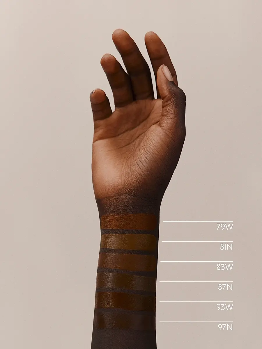 HERMÈS Hermès Plein Air Luminous Matte Skin Care Foundation | Thumbnail 6 HERMÈS Hermès Plein Air Luminous Matte Skin Care Foundation | Thumbnail 6