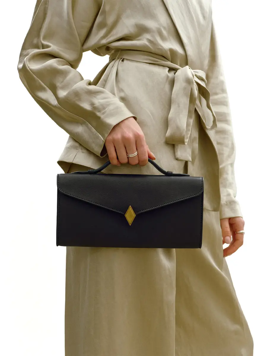 Métier Edge Clutch | Image 1 Métier Edge Clutch | Image 1