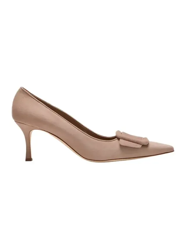 Maysale Suede Pointed-Toe Buckle Pumps Maysale Suede Pointed-Toe Buckle Pumps