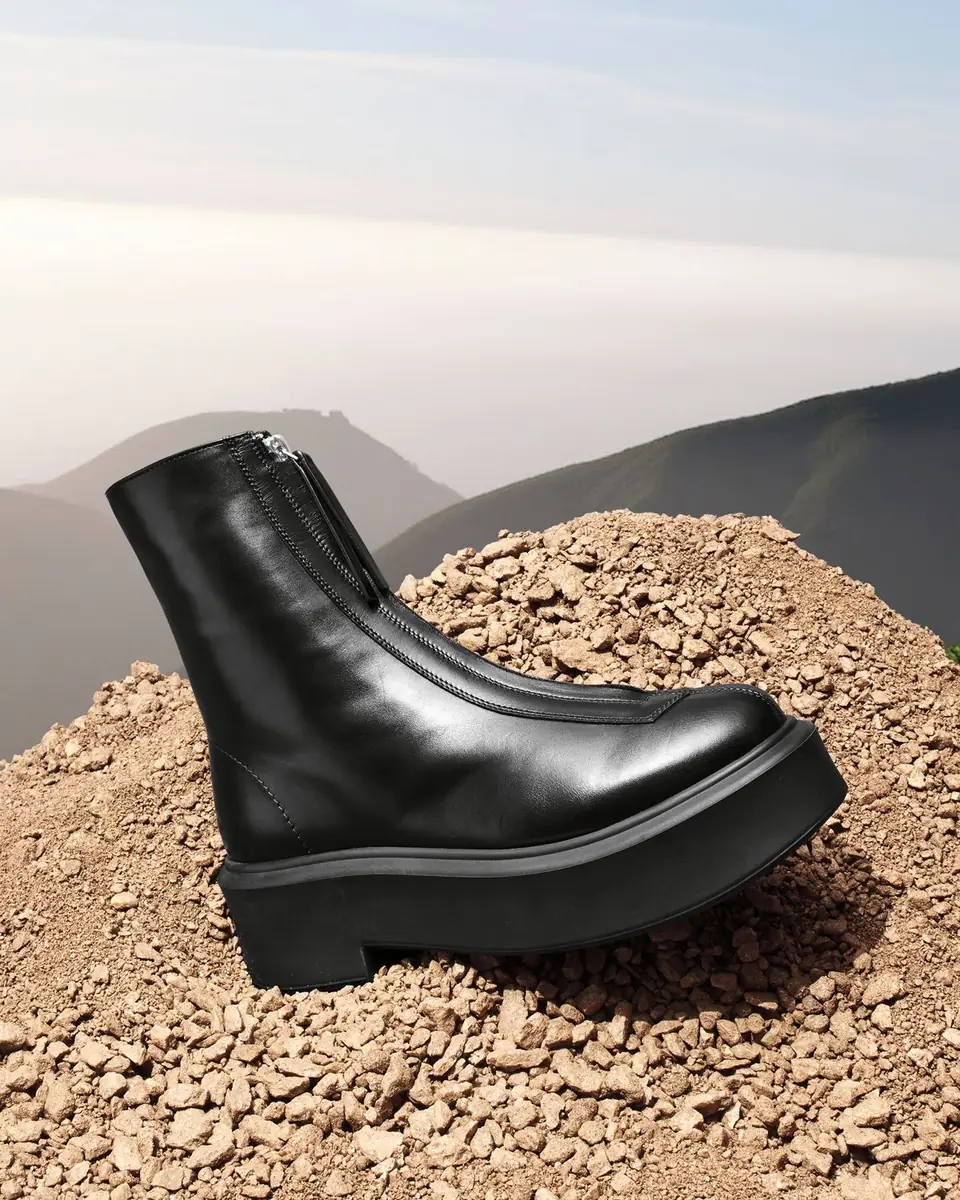 THE ROW Zipped Boot I | Thumbnail 3