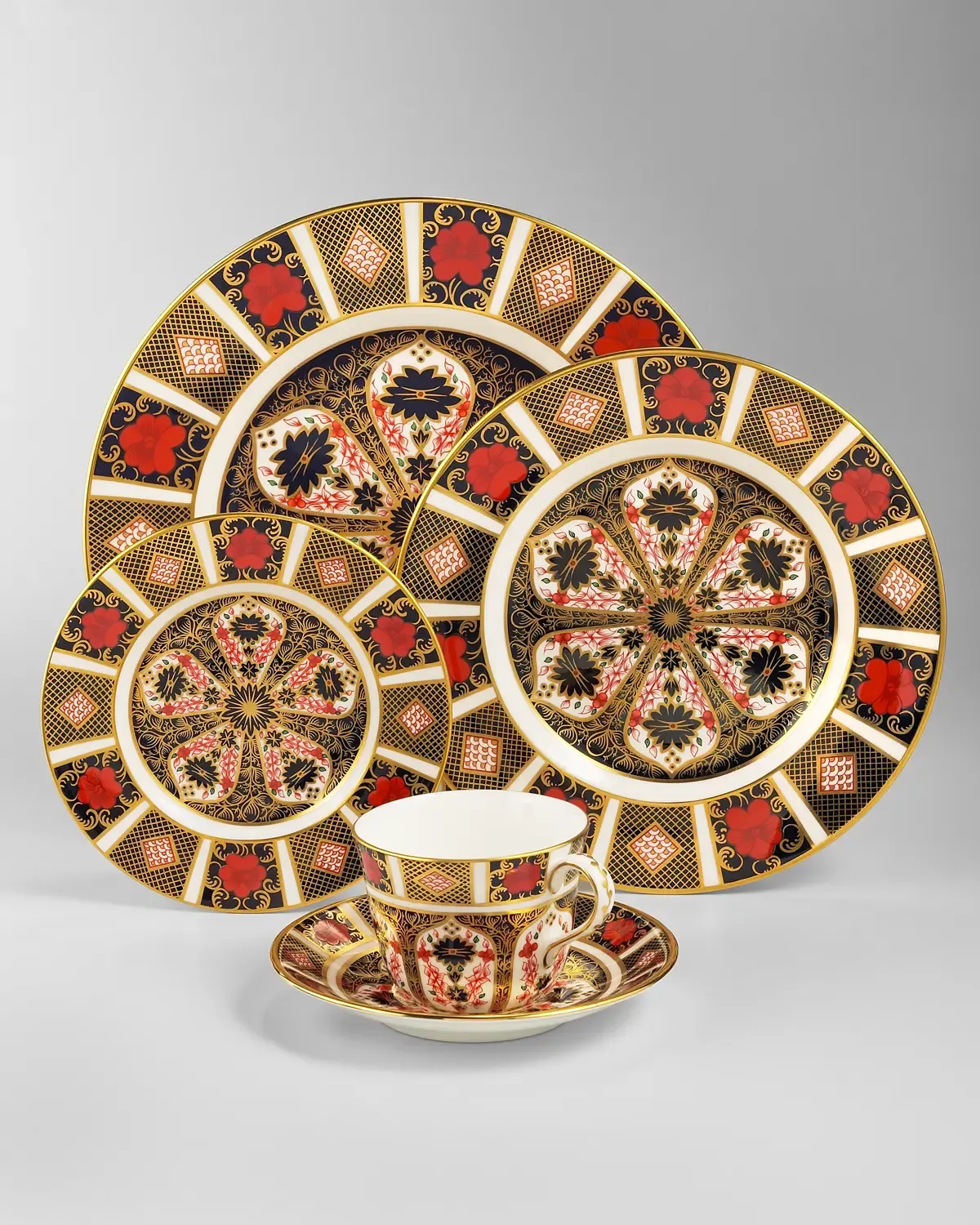 Royal Crown Derby Old Imari Saucer