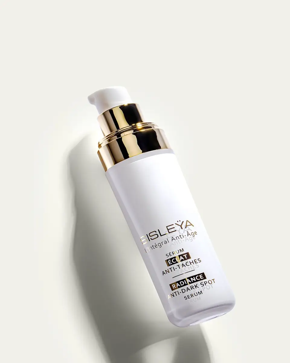 Sisley-Paris Sisleya L'Integral Anti-Age Radiance Anti-Dark Spot Serum | Thumbnail 4 Sisley-Paris Sisleya L'Integral Anti-Age Radiance Anti-Dark Spot Serum | Thumbnail 4