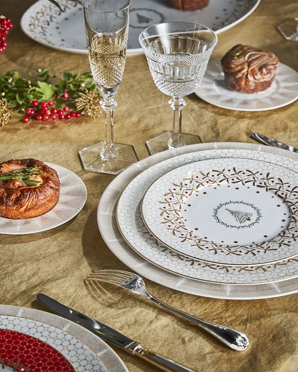 Bernardaud Noel Bread & Butter Plate | Thumbnail 2