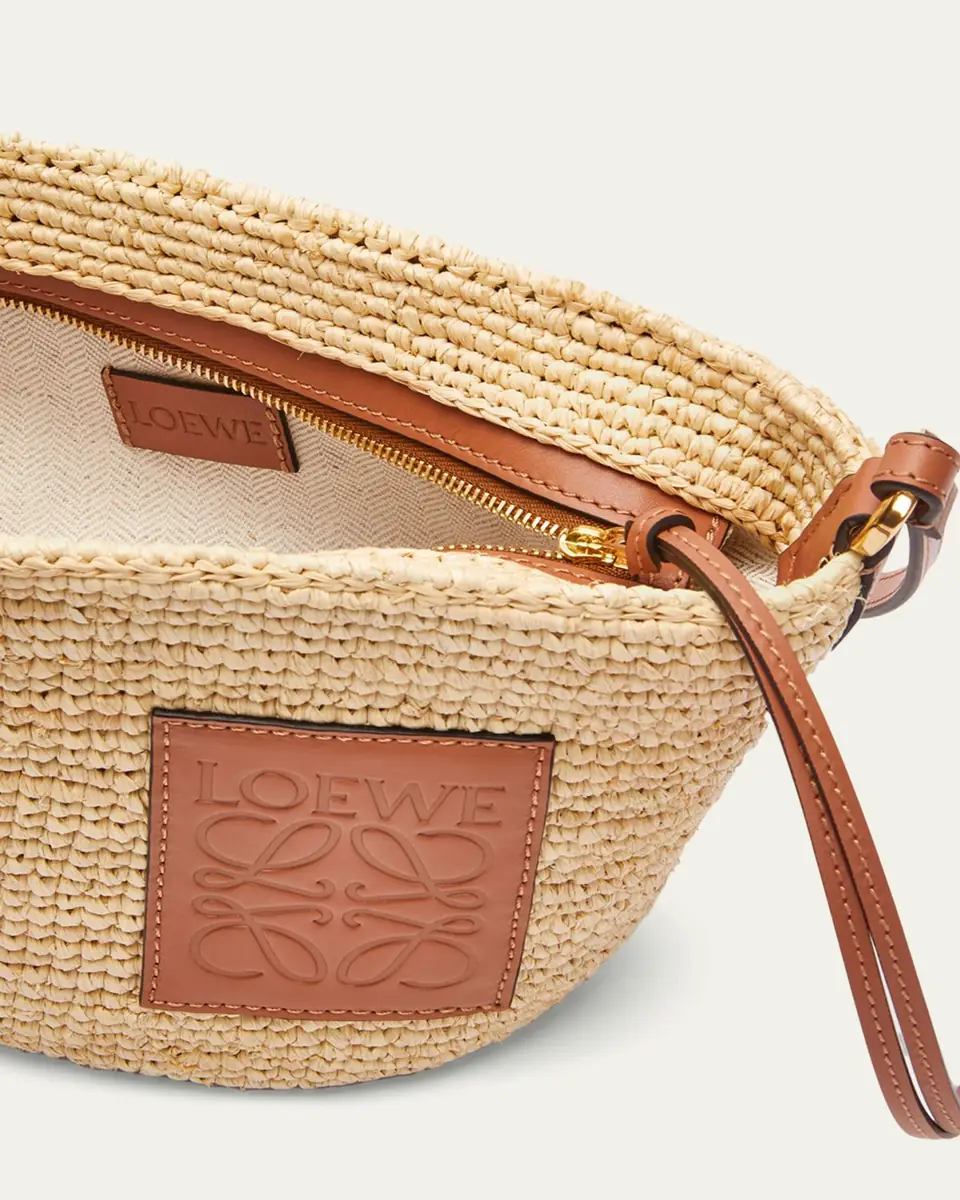Loewe x Paula's Ibiza Pochette Medium Raffia Crossbody Bag | Thumbnail 4 Loewe x Paula's Ibiza Pochette Medium Raffia Crossbody Bag | Thumbnail 4