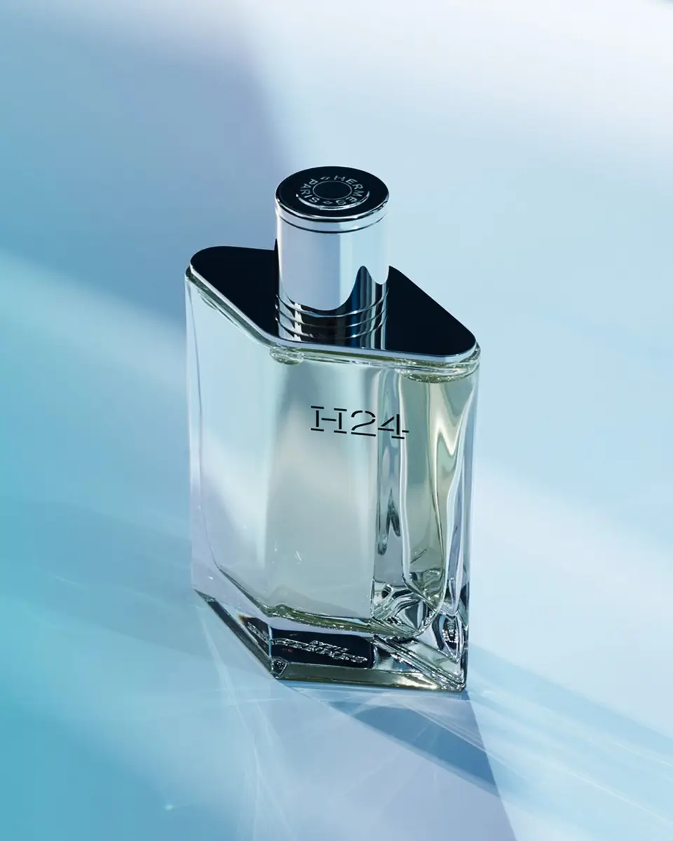 HERMÈS H24 Eau de Toilette | Thumbnail 5 HERMÈS H24 Eau de Toilette | Thumbnail 5
