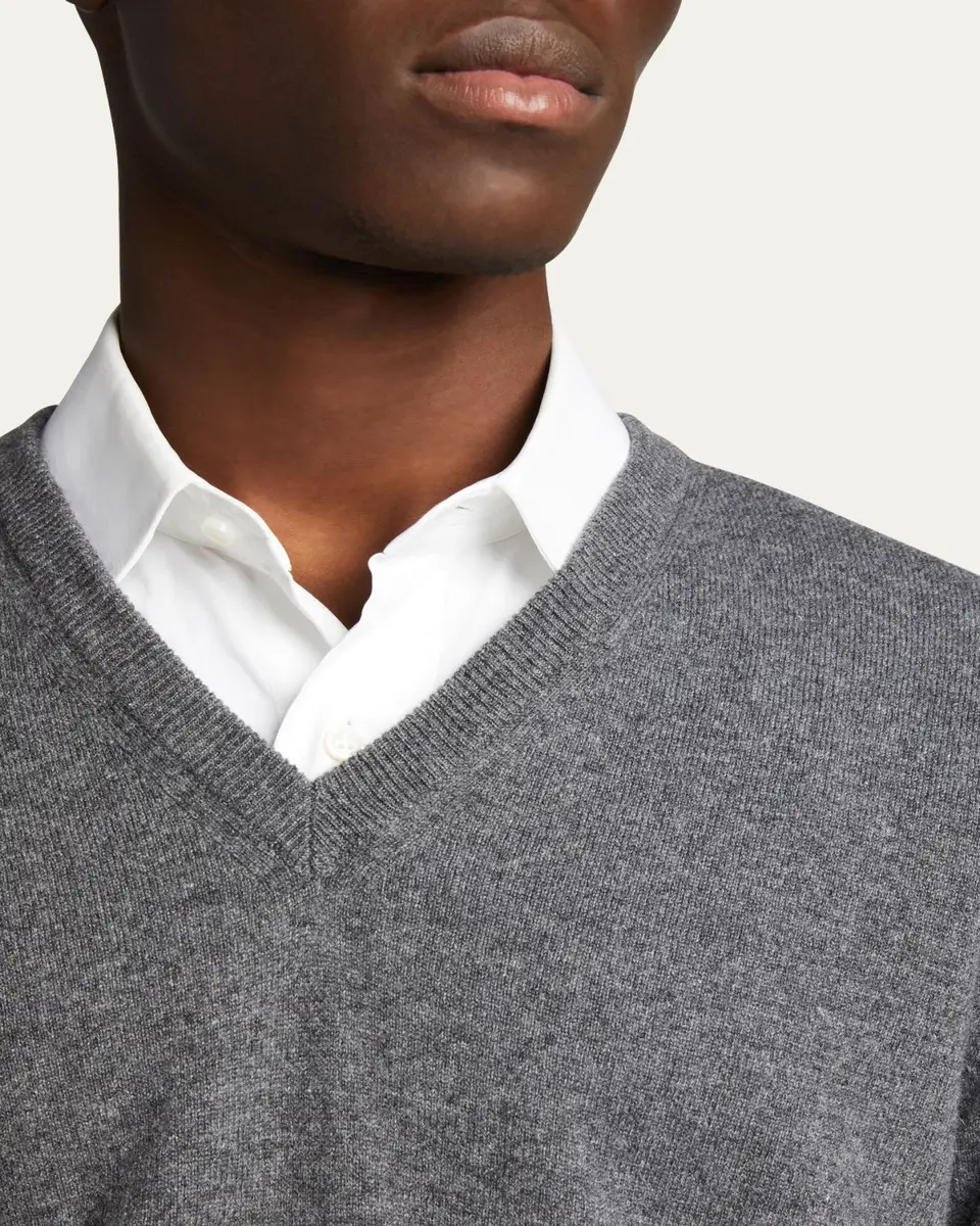 Bergdorf Goodman Men's Classic 12GG Cashmere V-Neck Sweater | Thumbnail 5 Bergdorf Goodman Men's Classic 12GG Cashmere V-Neck Sweater | Thumbnail 5