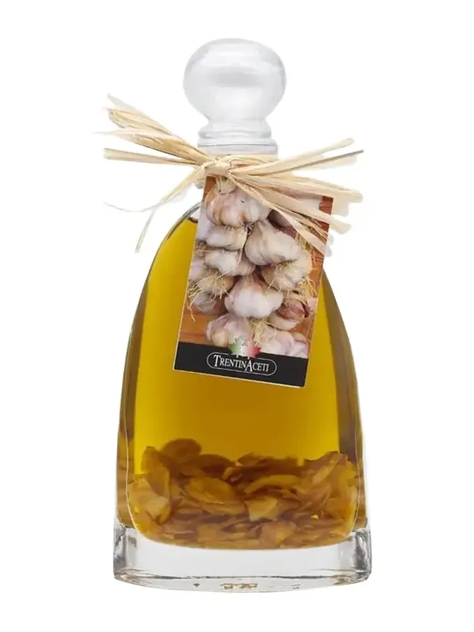 Trentinaceti 6.76 oz. Aromatic Extra Virgin Olive with Garlic