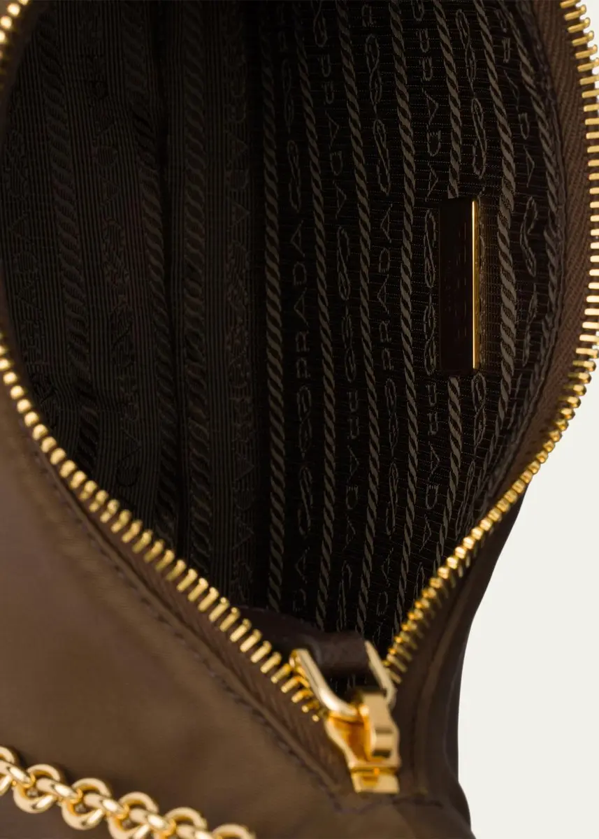 Prada Re-Edition 2005 Nylon Shoulder Bag | Thumbnail 10 Prada Re-Edition 2005 Nylon Shoulder Bag | Thumbnail 10