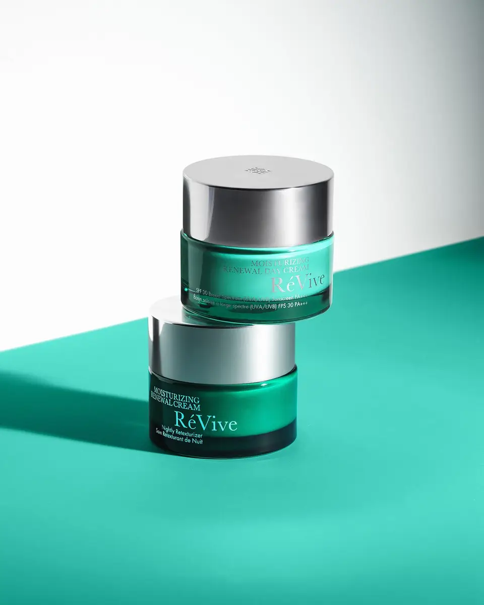 RéVive Moisturizing Renewal Day | Thumbnail 5