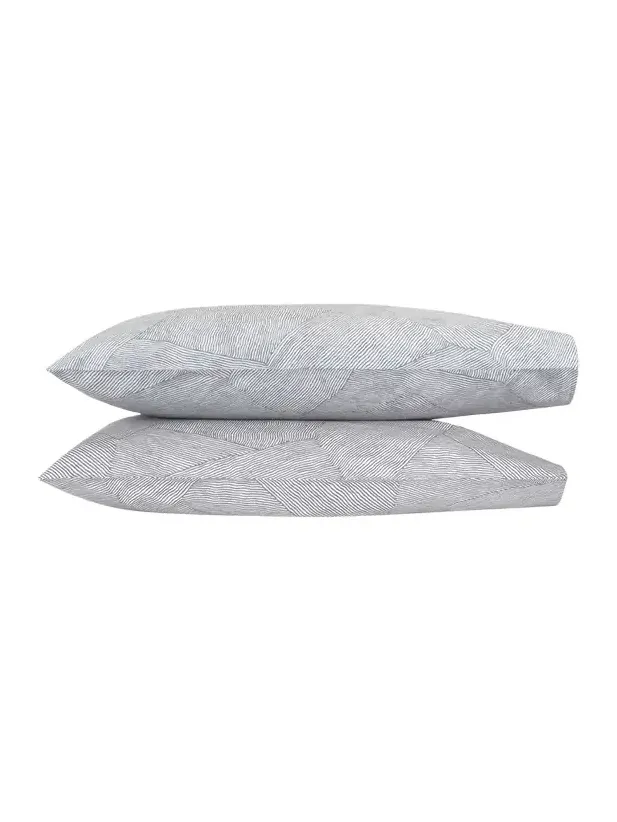Matouk Burnett Standard Pillowcase, Pair