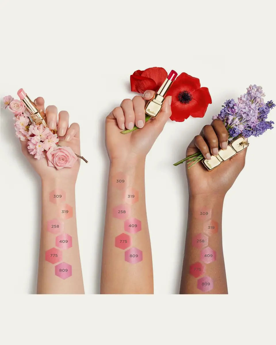 Guerlain KissKiss Bee Glow Lip Balm | Thumbnail 9 Guerlain KissKiss Bee Glow Lip Balm | Thumbnail 9