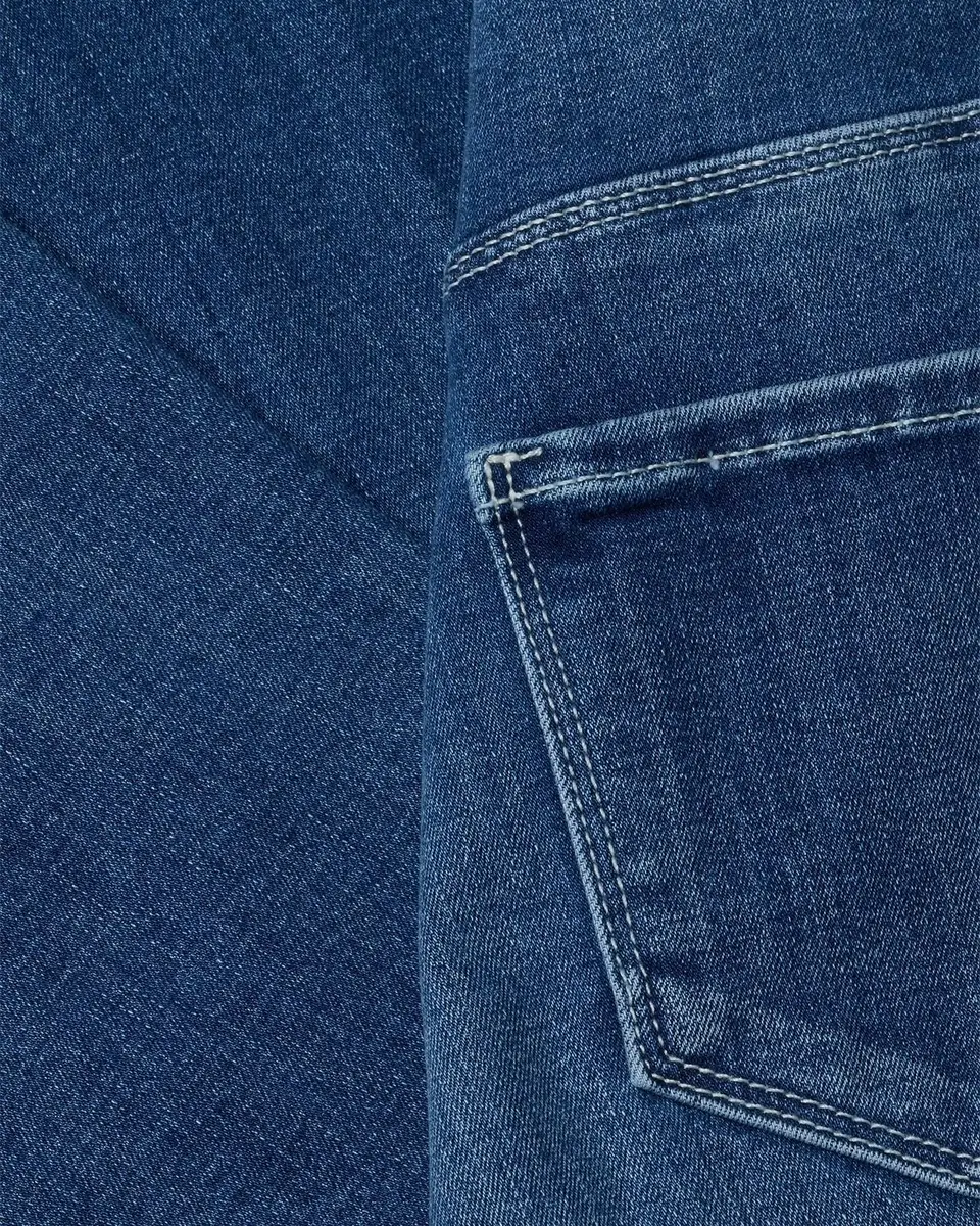 L'Agence Kendra High Rise Kick-Flare Jeans | Thumbnail 18 L'Agence Kendra High Rise Kick-Flare Jeans | Thumbnail 18