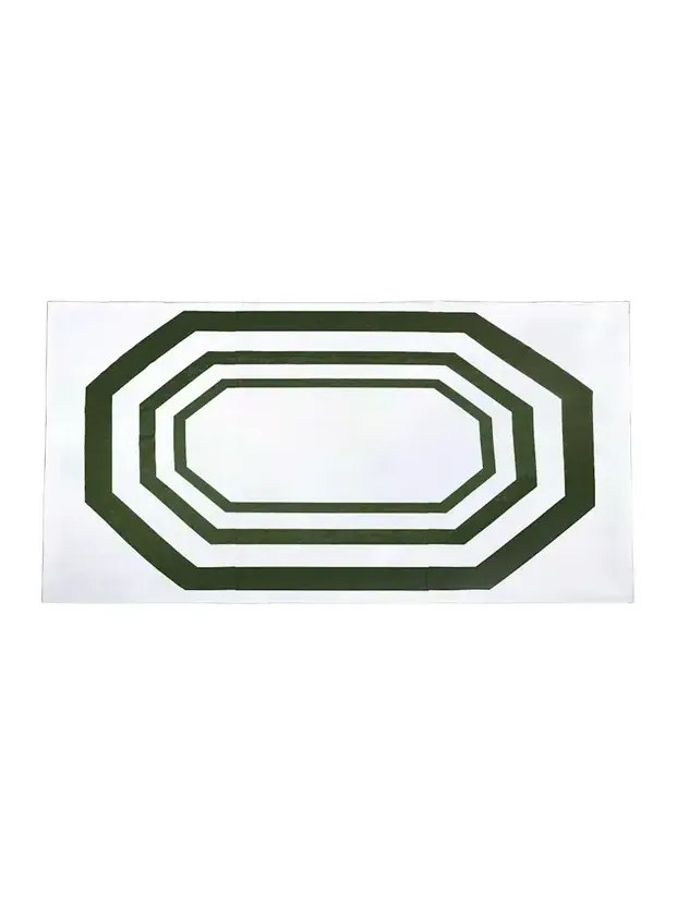 The Lino Essential Green Tablecloth, 71" x 144"