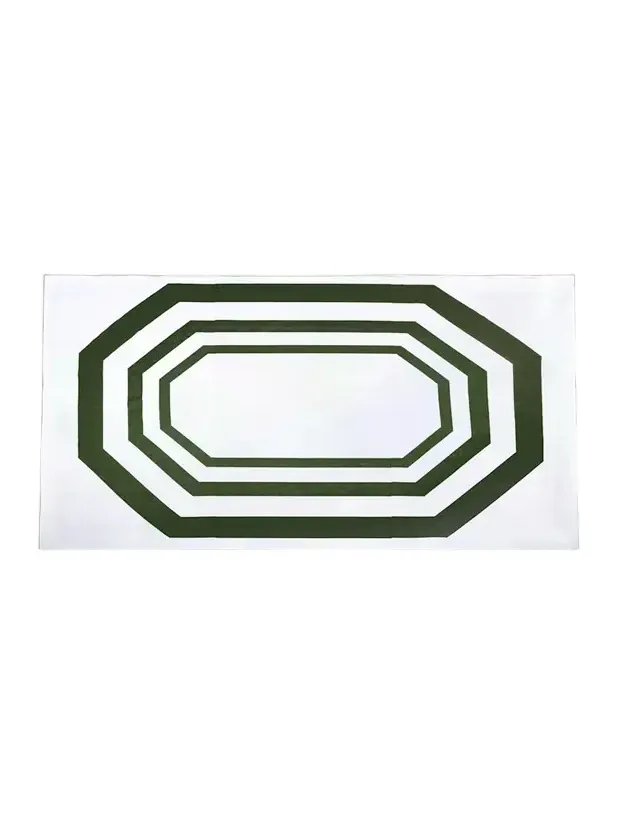 The Lino Essential Green Tablecloth, 71" x 125"