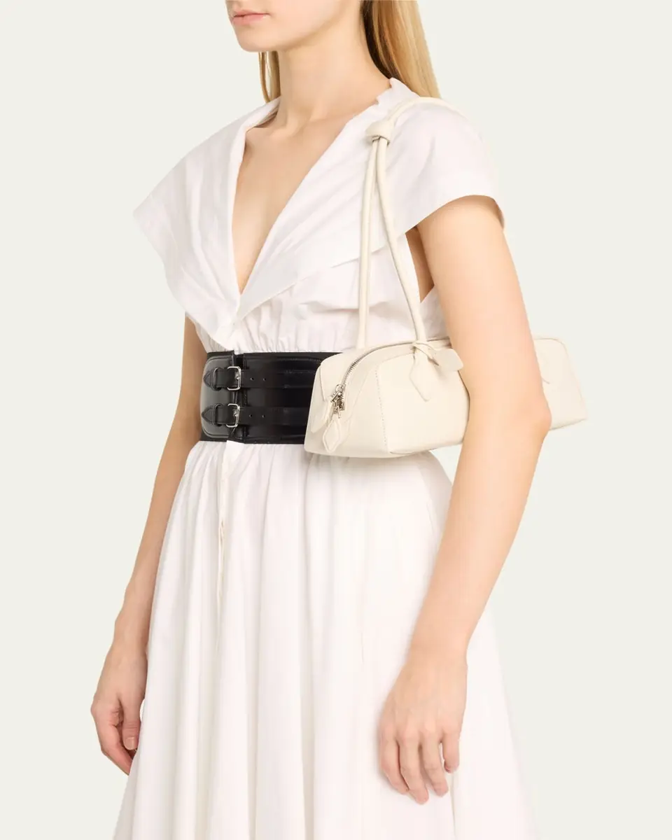 Alaïa Le Teckel Medium Shoulder Bag in Goatskin | Thumbnail 13 Alaïa Le Teckel Medium Shoulder Bag in Goatskin | Thumbnail 13