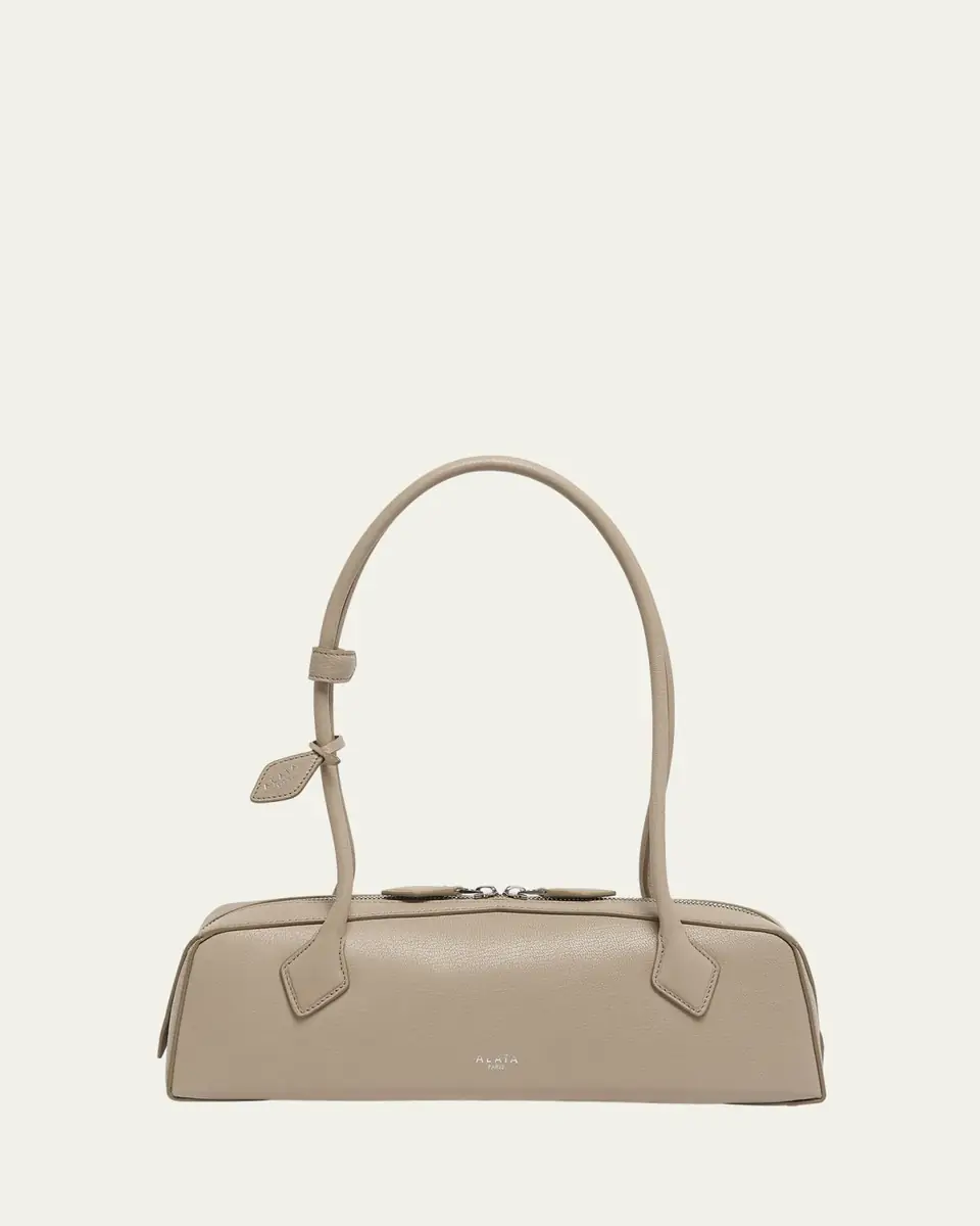 Alaïa Le Teckel Medium Shoulder Bag in Goatskin | Thumbnail 21 Alaïa Le Teckel Medium Shoulder Bag in Goatskin | Thumbnail 21