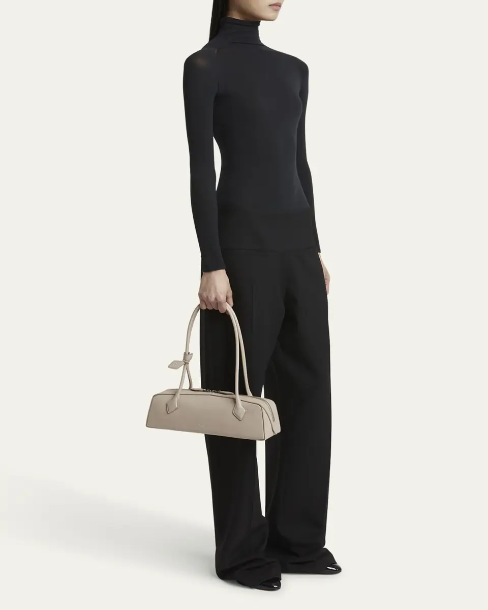 Alaïa Le Teckel Medium Shoulder Bag in Goatskin | Thumbnail 25 Alaïa Le Teckel Medium Shoulder Bag in Goatskin | Thumbnail 25