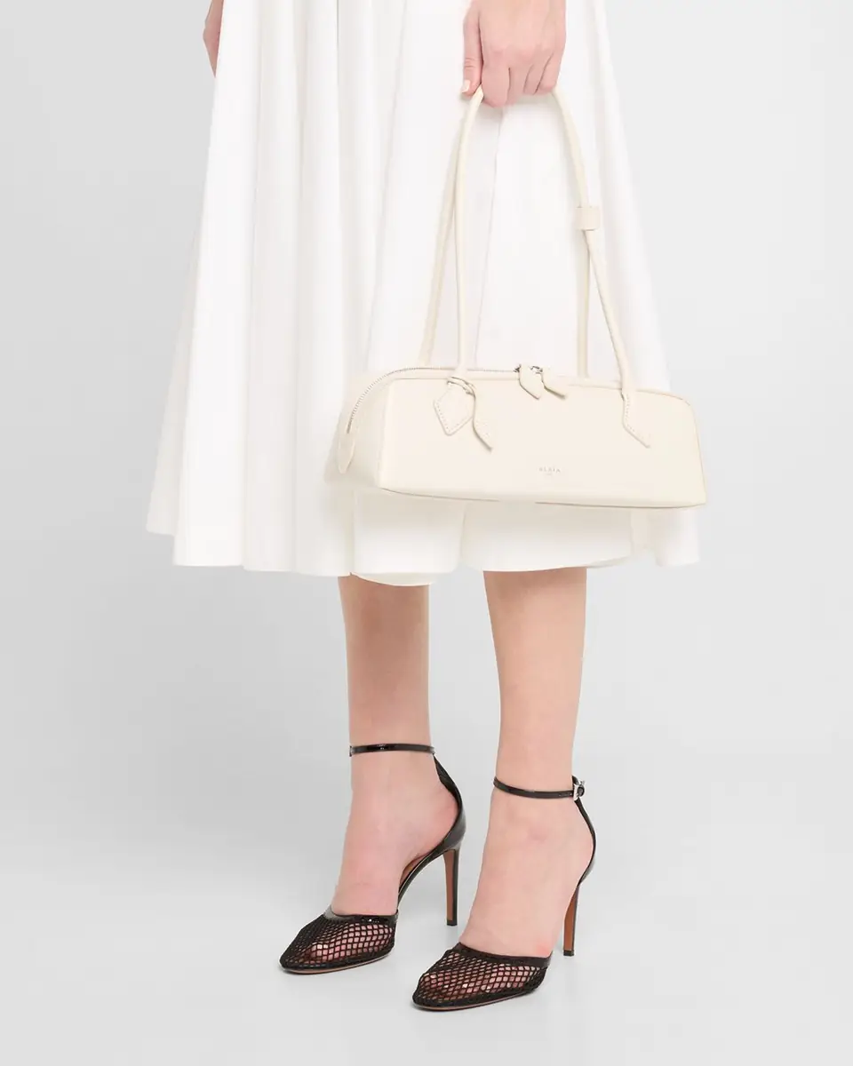 Alaïa Le Teckel Medium Shoulder Bag in Goatskin | Thumbnail 30 Alaïa Le Teckel Medium Shoulder Bag in Goatskin | Thumbnail 30