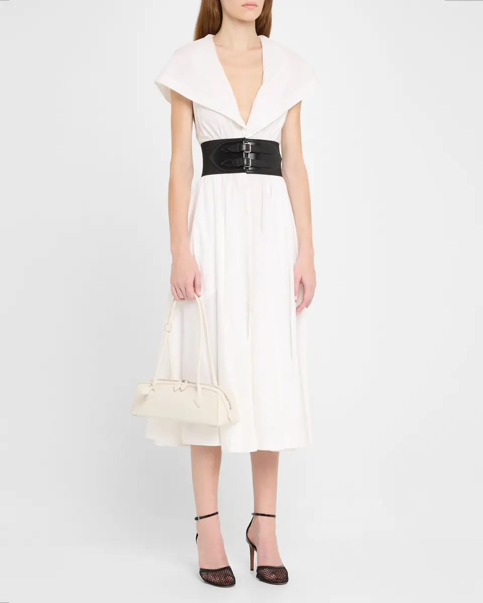 Alaïa Le Teckel Medium Shoulder Bag in Goatskin | Thumbnail 31 Alaïa Le Teckel Medium Shoulder Bag in Goatskin | Thumbnail 31