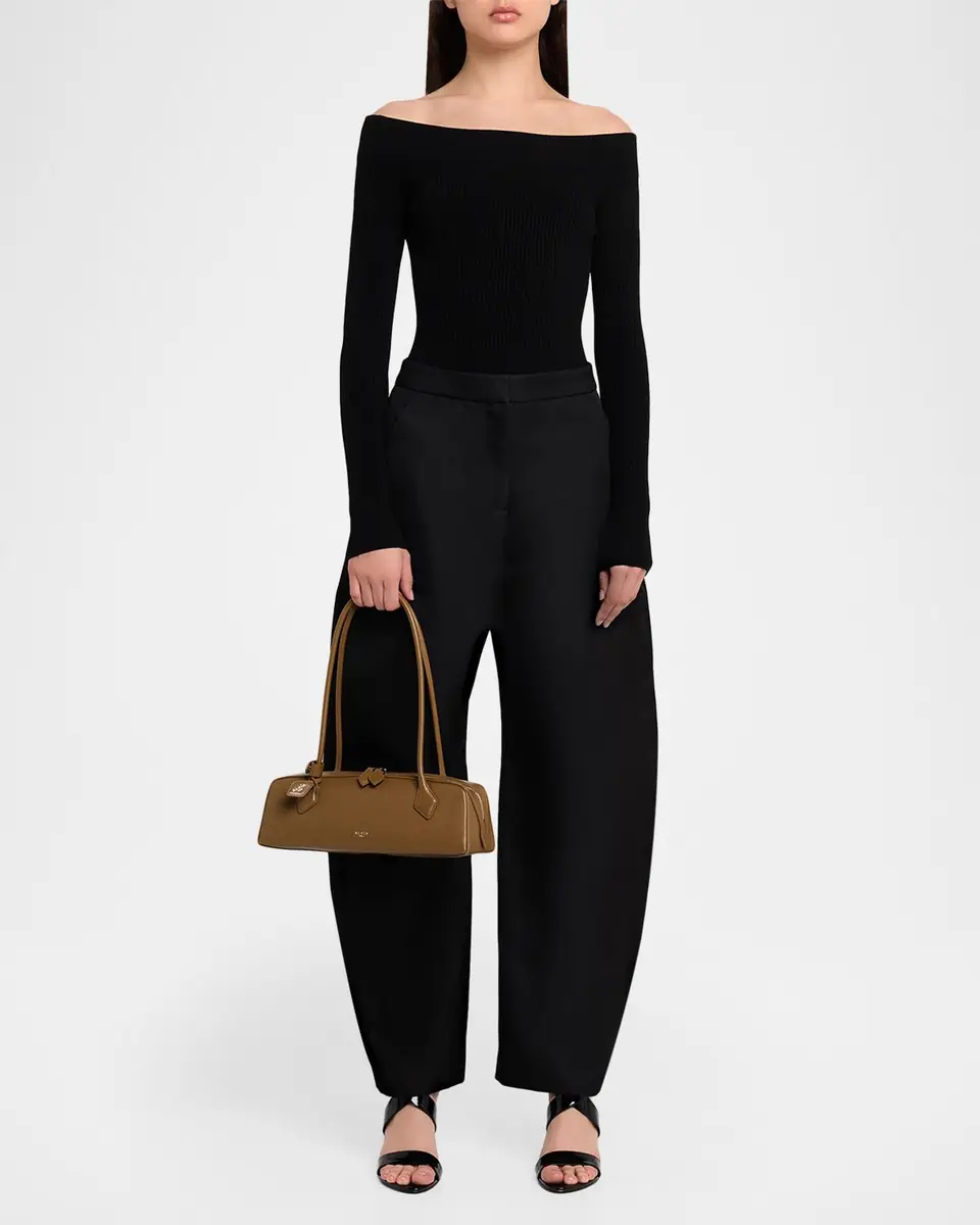 Alaïa Le Teckel Medium Shoulder Bag in Goatskin | Thumbnail 56 Alaïa Le Teckel Medium Shoulder Bag in Goatskin | Thumbnail 56