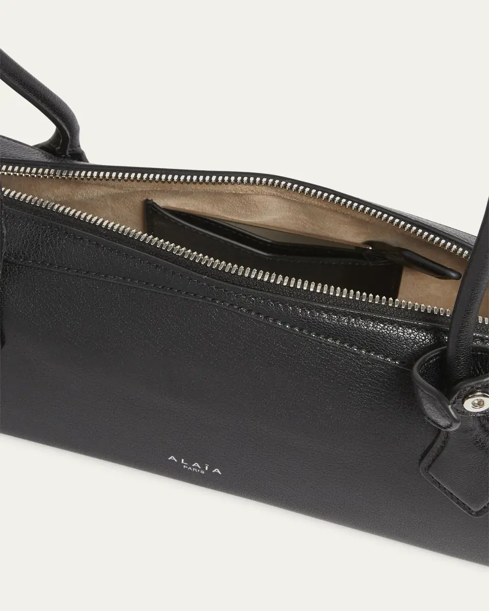 Alaïa Le Teckel Medium Shoulder Bag in Goatskin | Thumbnail 10 Alaïa Le Teckel Medium Shoulder Bag in Goatskin | Thumbnail 10