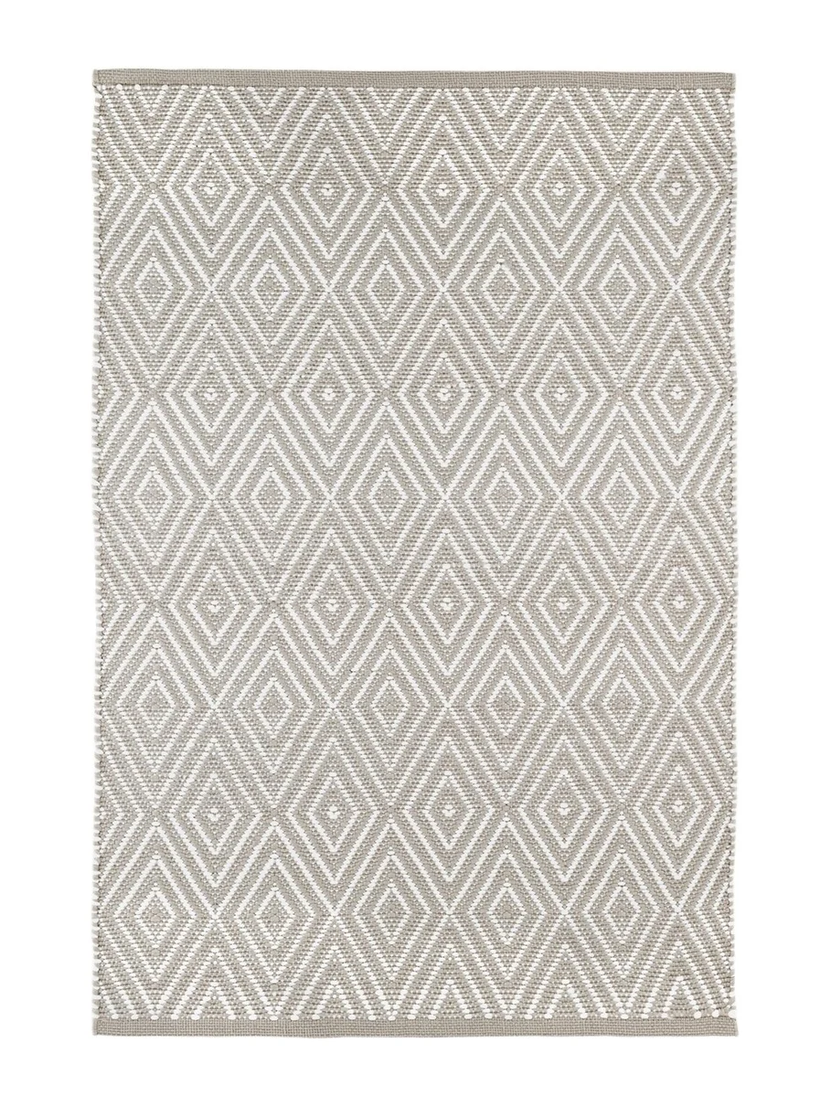 Annie Selke Diamond Handwoven Indoor/Outdoor Rug, 5' x 8'