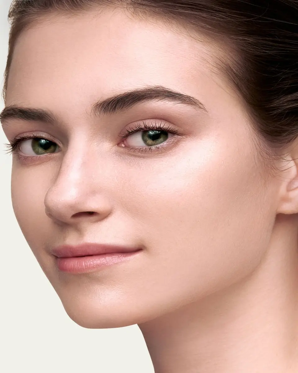 CLÉ DE PEAU BEAUTÉ Radiant Cushion Dewy Foundation Case | Thumbnail 3 CLÉ DE PEAU BEAUTÉ Radiant Cushion Dewy Foundation Case | Thumbnail 3