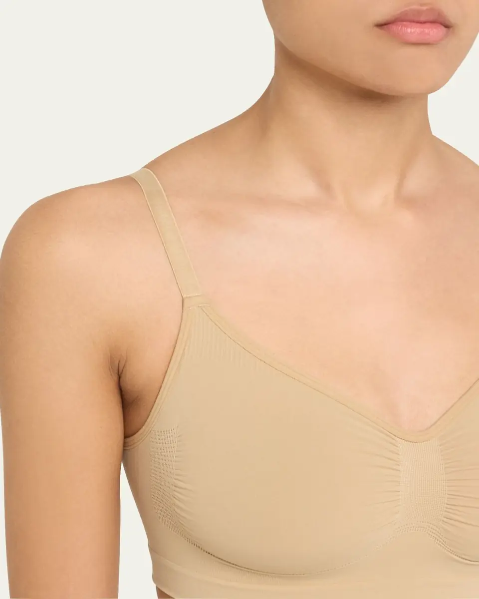 SKIMS Seamless Sculpt Pullover Bra | Thumbnail 13