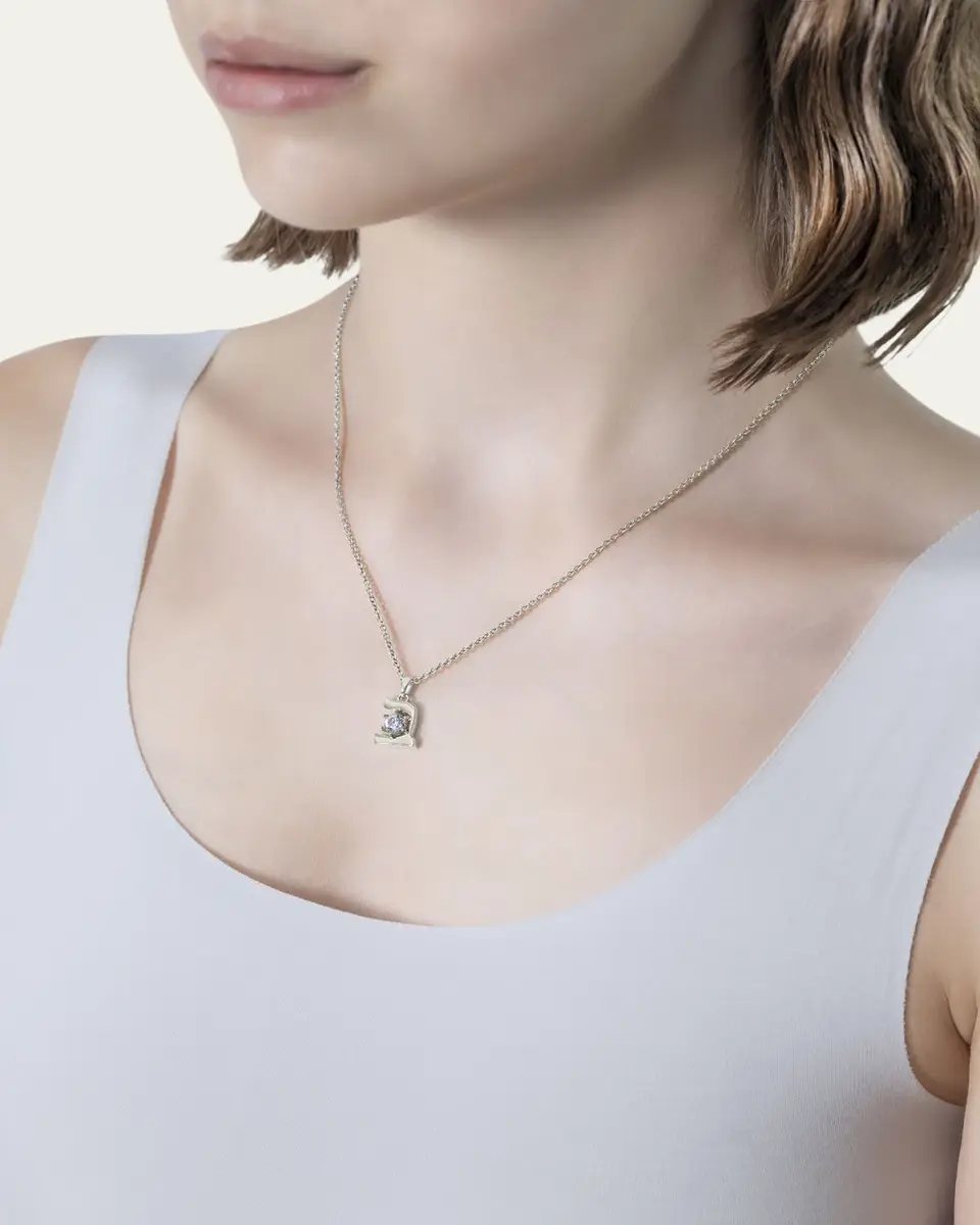Procaccia Jewelry 18K Gold Hebrew BET Gray Spinel Initial Necklace, 18"L | Thumbnail 2