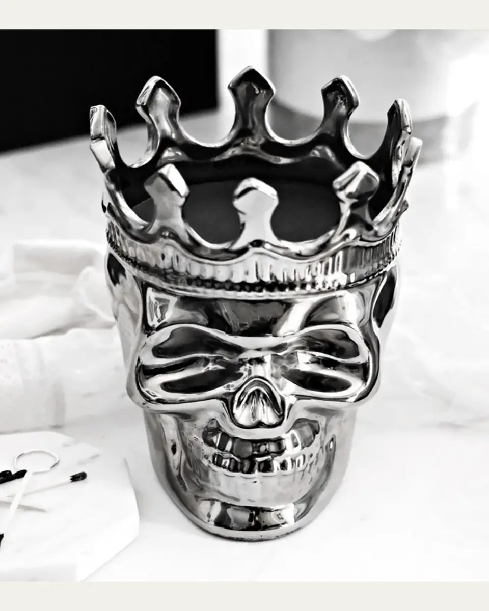 Thompson Ferrier Silvertone Maximilien Skull Candle, 23.3 oz. - The Aroma Scent | Thumbnail 2