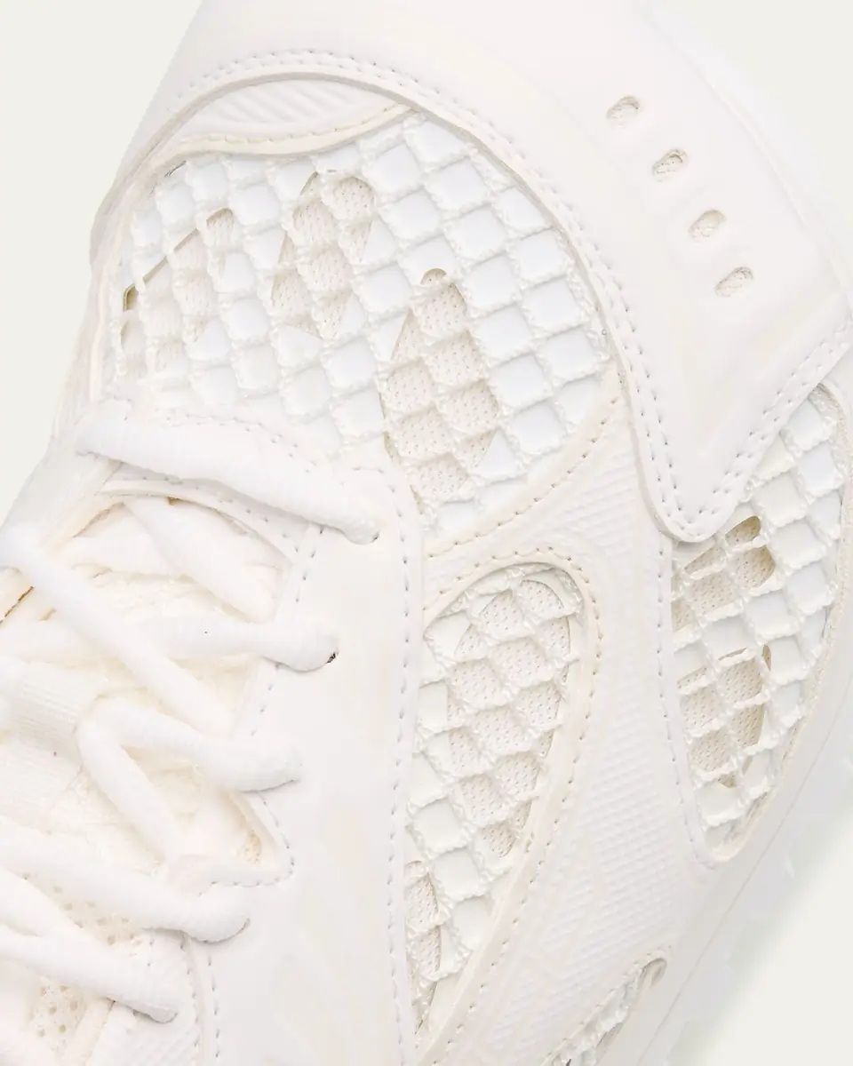 Bottega Veneta Orbit Metallic Net Runner Sneakers | Thumbnail 71 Bottega Veneta Orbit Metallic Net Runner Sneakers | Thumbnail 71