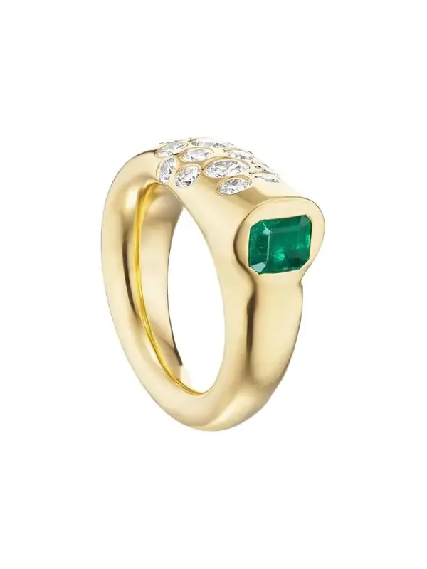 18K Yellow Gold Small Battery Ring with Diamonds and Asscher-Cut Emerald 18K Yellow Gold Small Battery Ring with Diamonds and Asscher-Cut Emerald