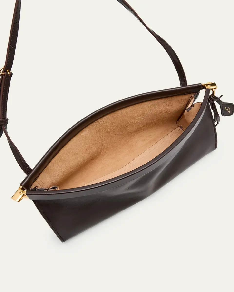 ALAÏA Le Click Medium Shoulder Bag in Glossy Leather | Thumbnail 27 ALAÏA Le Click Medium Shoulder Bag in Glossy Leather | Thumbnail 27