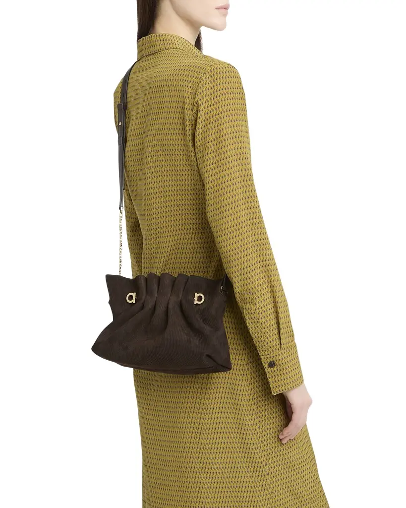 Piercing Suede Corduroy Shoulder Bag Piercing Suede Corduroy Shoulder Bag
