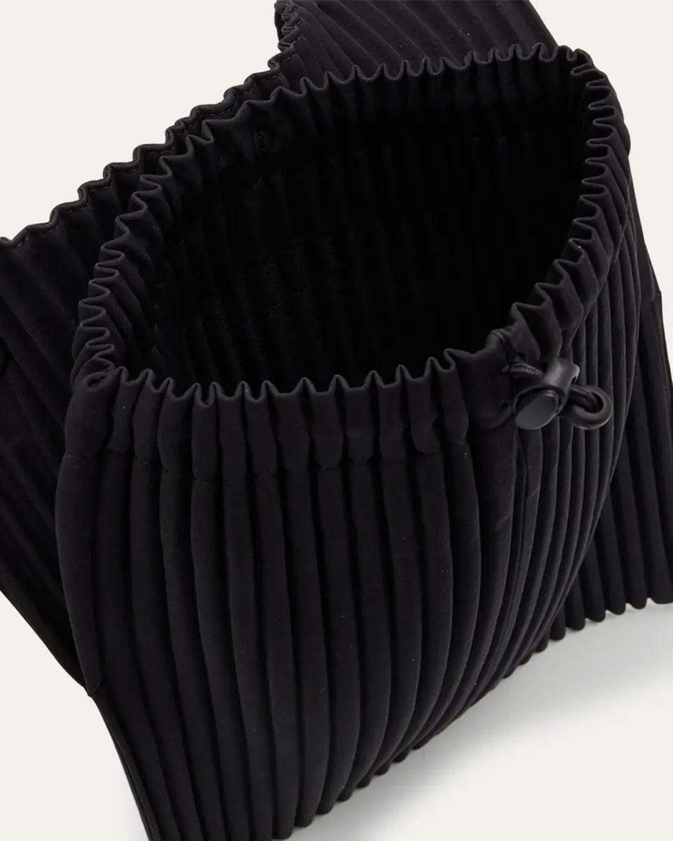Homme Plissé Issey Miyake Men's Pocket Large Pleated Crossbody Bag | Thumbnail 4 Homme Plissé Issey Miyake Men's Pocket Large Pleated Crossbody Bag | Thumbnail 4