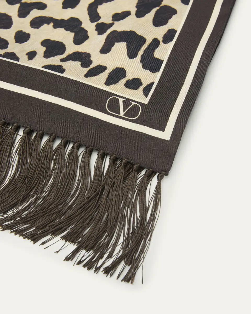 Valentino Garavani Animal Twill Fringe Scarf | Thumbnail 7