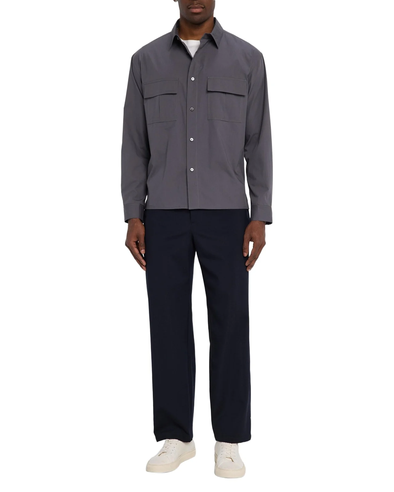 Men's Multi-Pocket Button-Down Shirt Men's Multi-Pocket Button-Down Shirt