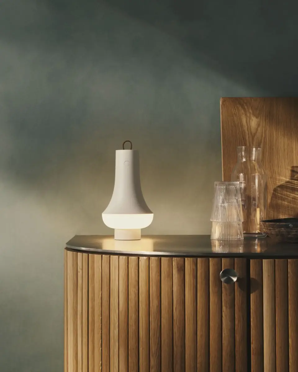 Louis Poulsen Tomoshi 9.5" Portable Lamp | Thumbnail 2 Louis Poulsen Tomoshi 9.5" Portable Lamp | Thumbnail 2
