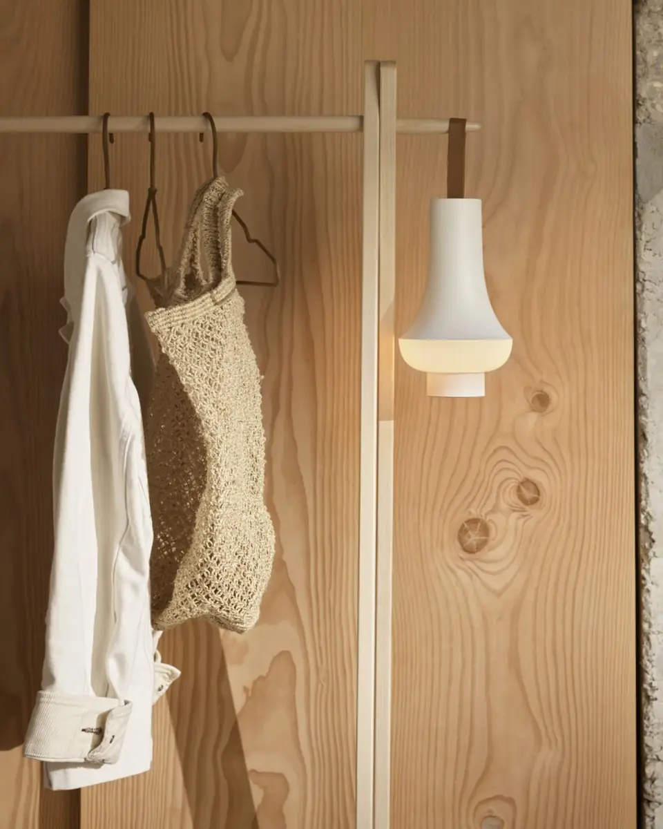 Louis Poulsen Tomoshi 9.5" Portable Lamp | Thumbnail 3 Louis Poulsen Tomoshi 9.5" Portable Lamp | Thumbnail 3
