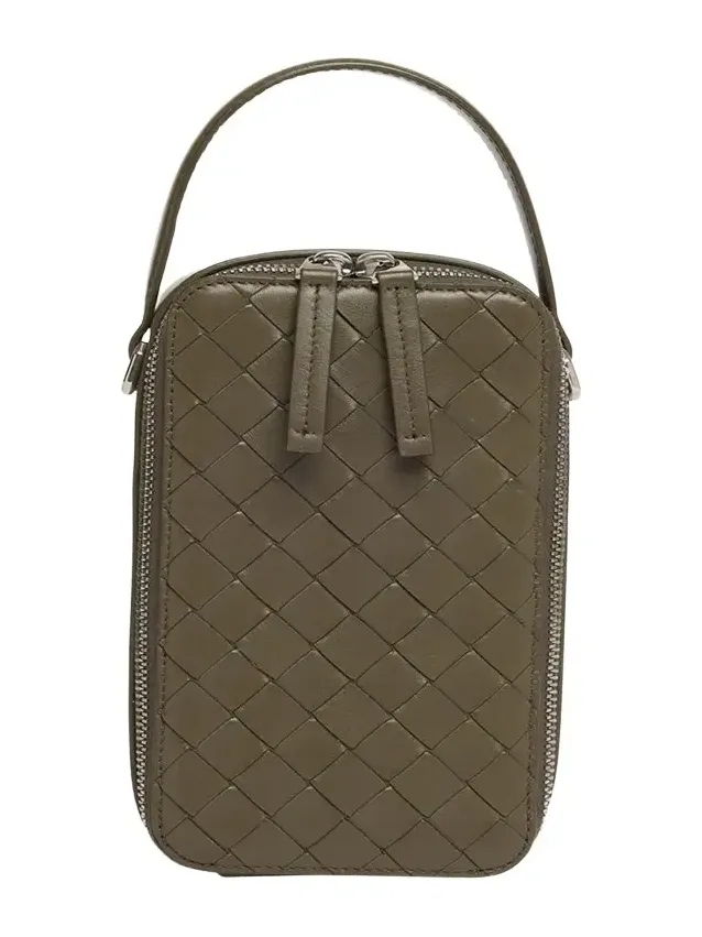 Men's Getaway Leather Crossbody Phone Pouch Men's Getaway Leather Crossbody Phone Pouch